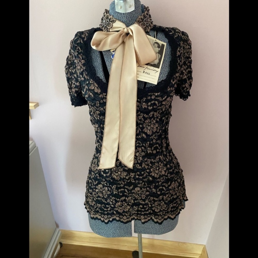 Ann Ferriday Top